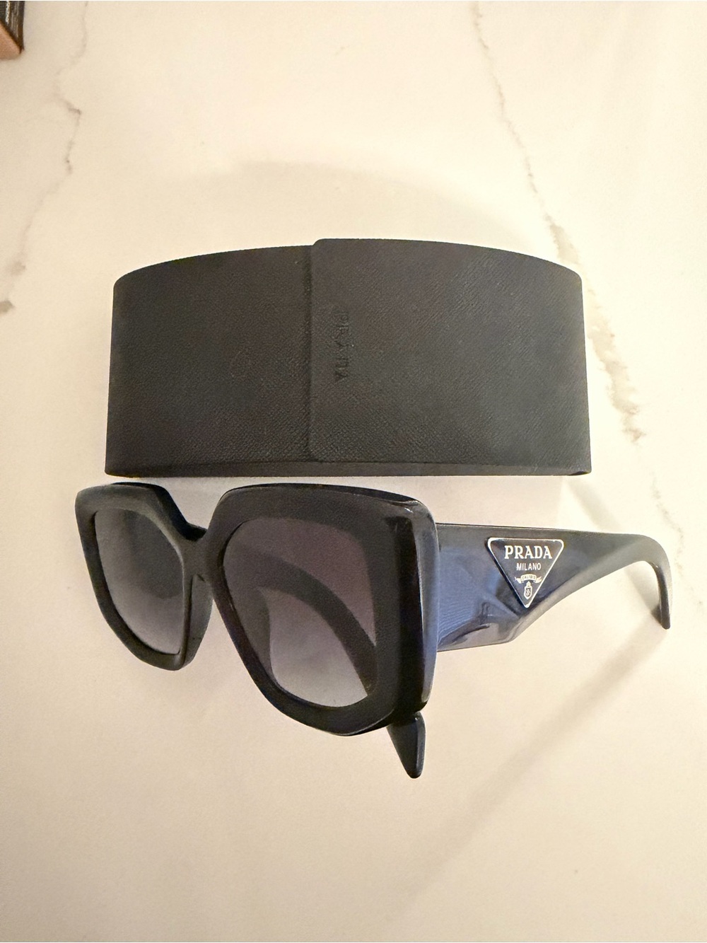 Prada Women’s Black Oversized Square Frame Sunglasses with Dark Lenses - Picture 2 of 5